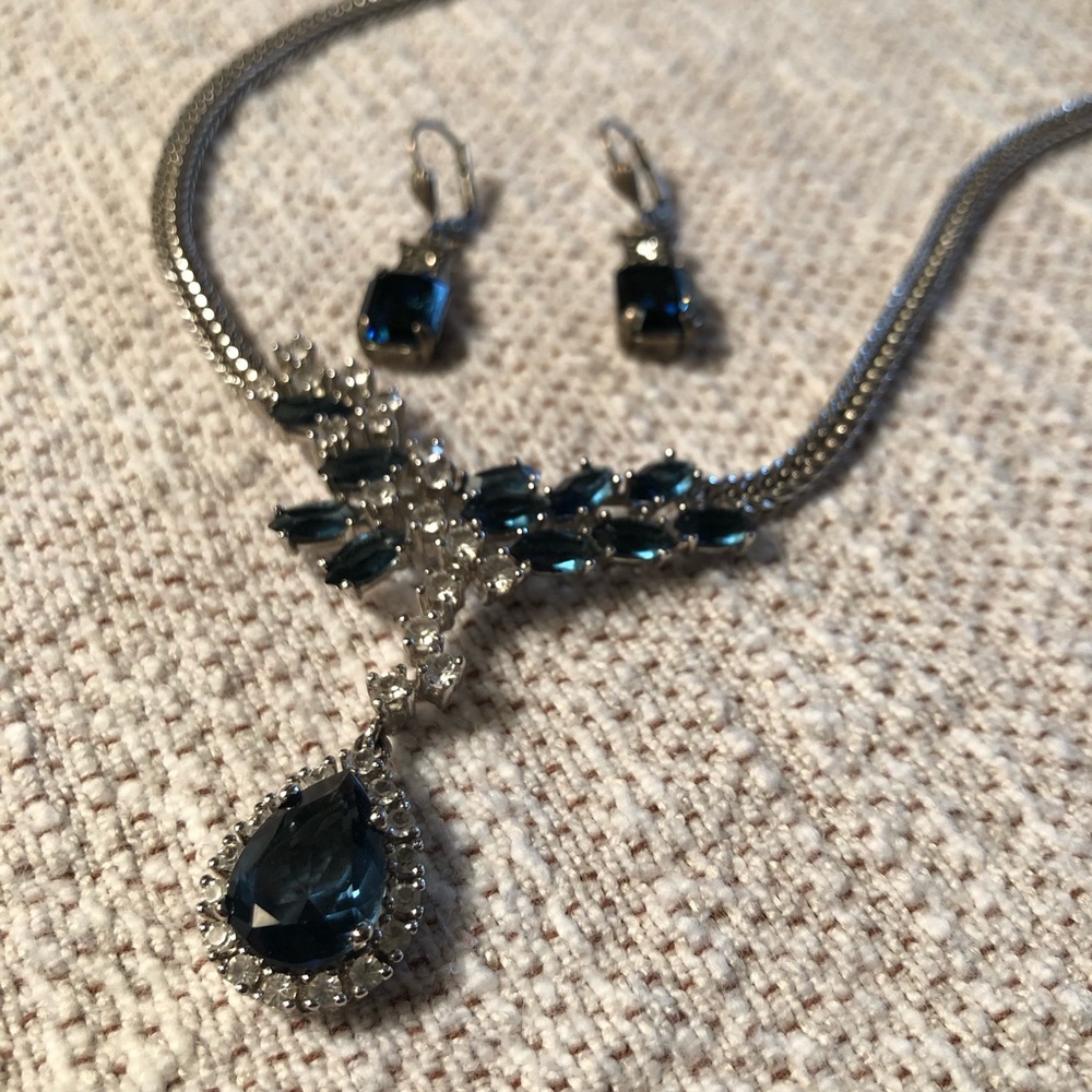 Costume necklace and matching earrings